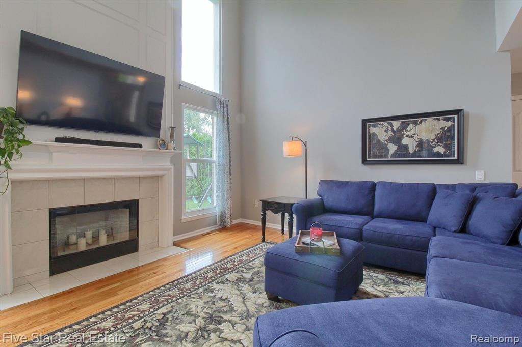 45488 Morningside Road, Canton, MI 48187 — Photo 8
