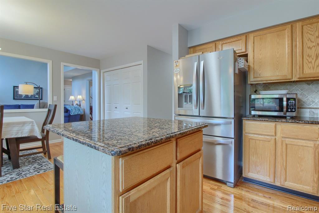 45488 Morningside Road, Canton, MI 48187 — Photo 13