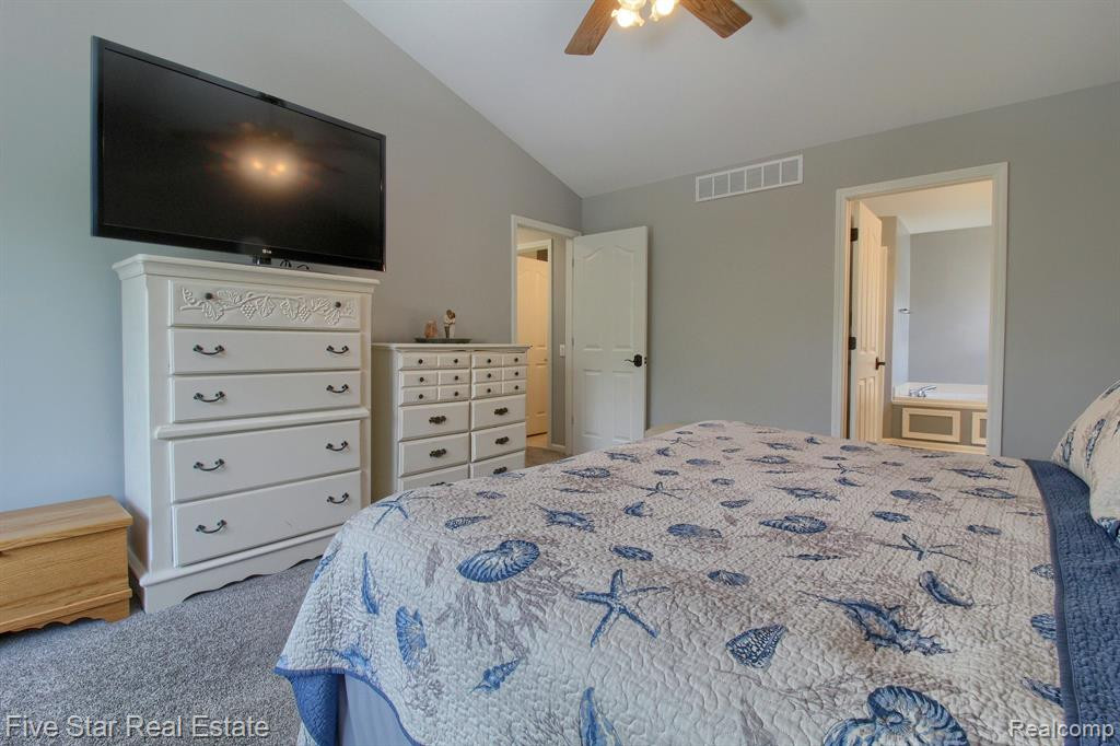 45488 Morningside Road, Canton, MI 48187 — Photo 22