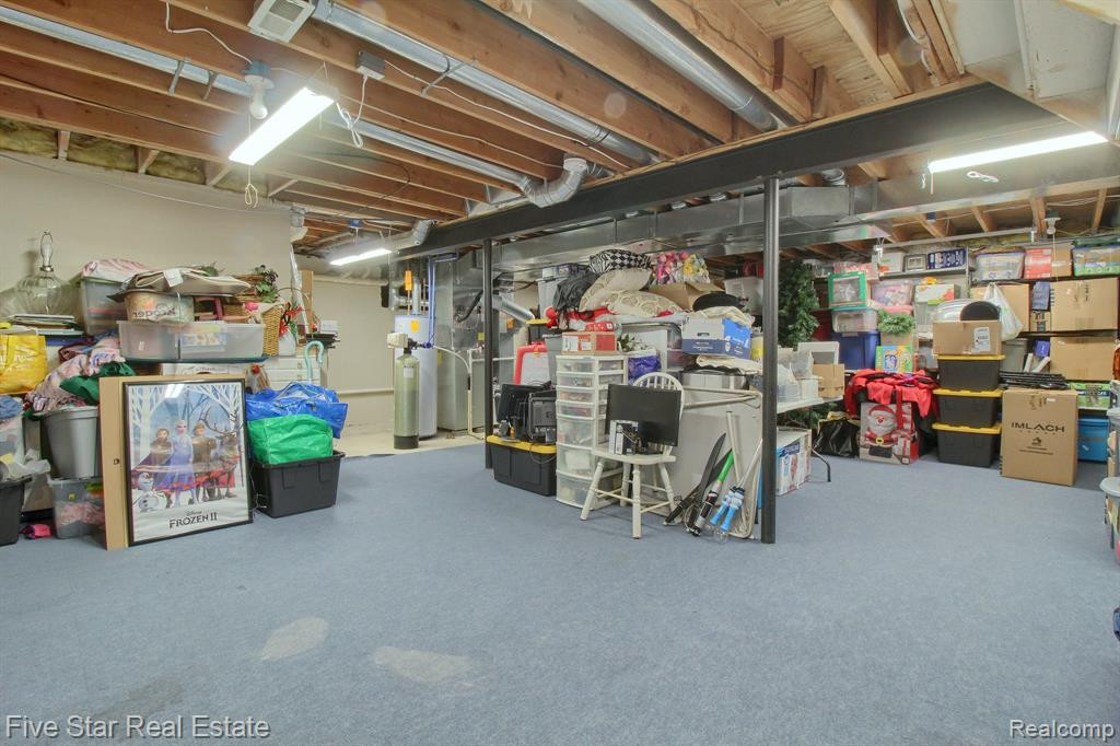 45488 Morningside Road, Canton, MI 48187 — Photo 31