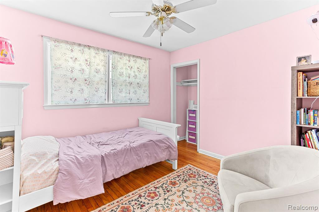8614 GRAYFIELD Street, Dearborn Heights, MI 48127 — Photo 12