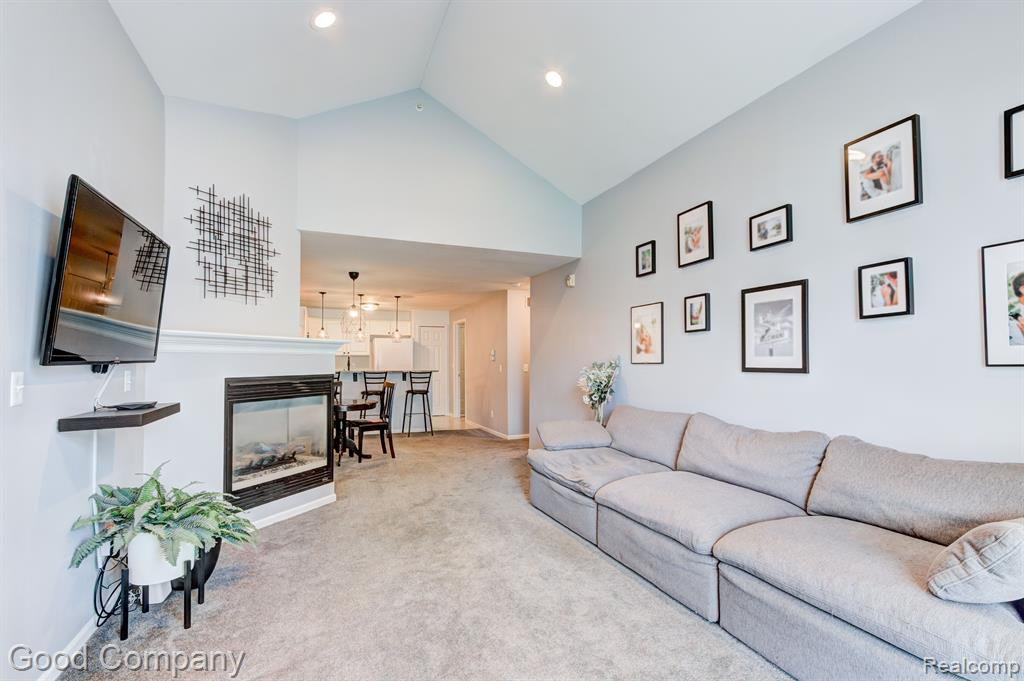 33103 EMMA Circle, Walled Lake, MI 48390 — Photo 5