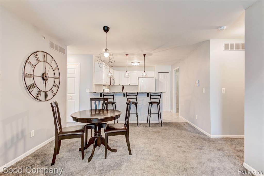 33103 EMMA Circle, Walled Lake, MI 48390 — Photo 10