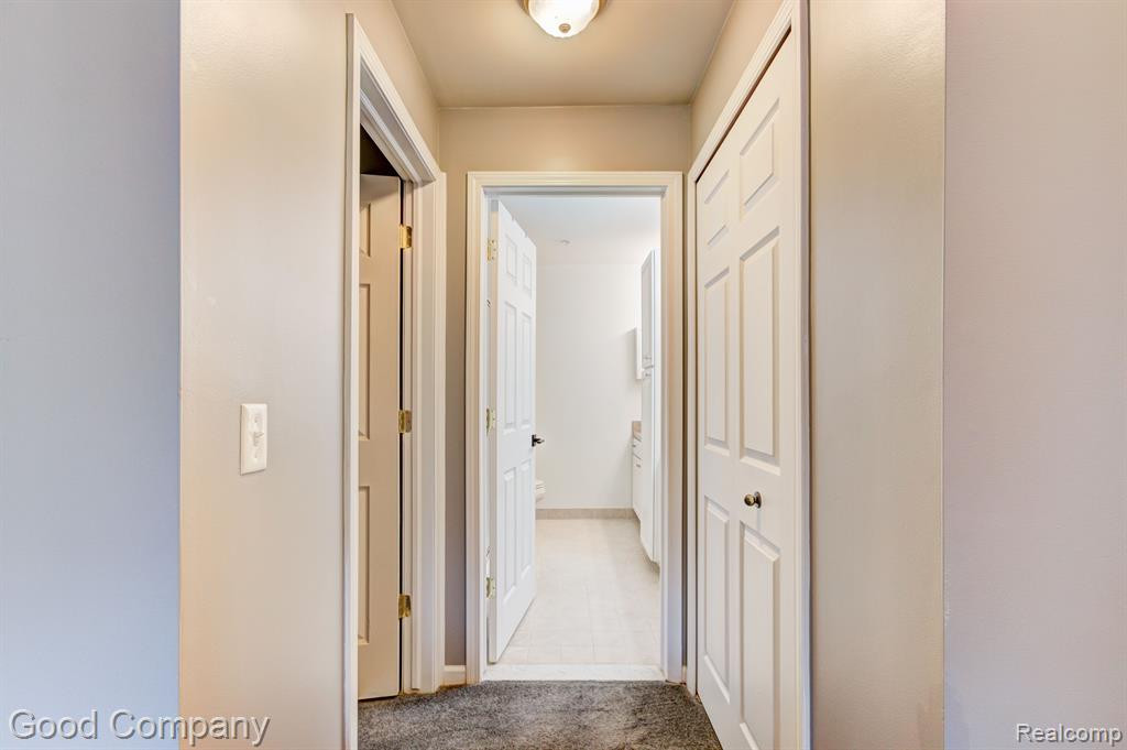 33103 EMMA Circle, Walled Lake, MI 48390 — Photo 22