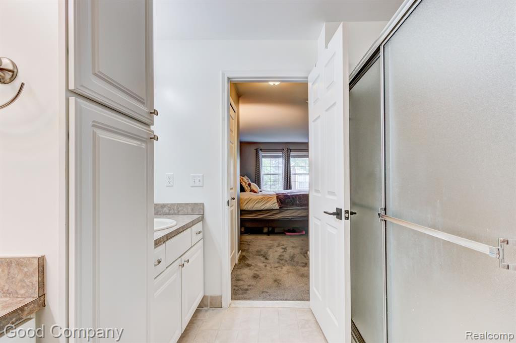 33103 EMMA Circle, Walled Lake, MI 48390 — Photo 26
