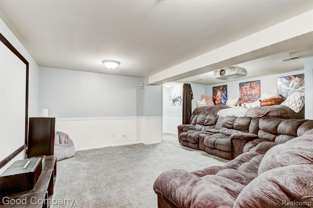 33103 EMMA Circle, Walled Lake, MI 48390 — Photo 33