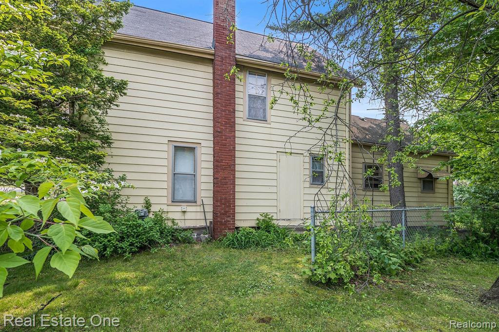 26 BROADWAY Street, Oxford, MI 48371 — Photo 16