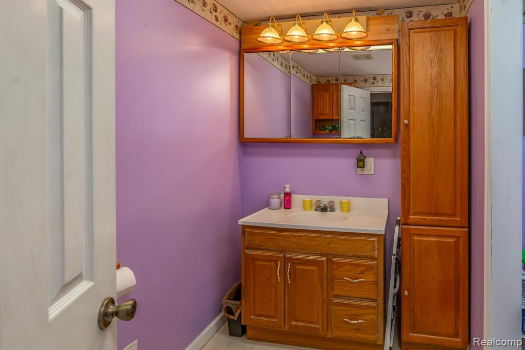 334 N MAIN Street, Onsted, MI 49265 — Photo 16