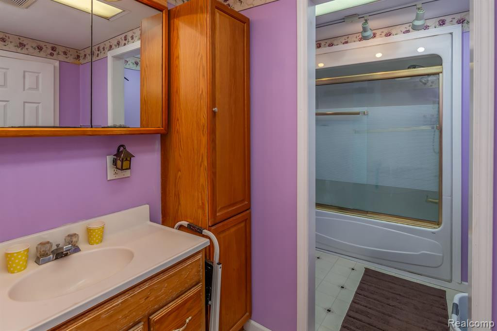 334 N MAIN Street, Onsted, MI 49265 — Photo 17