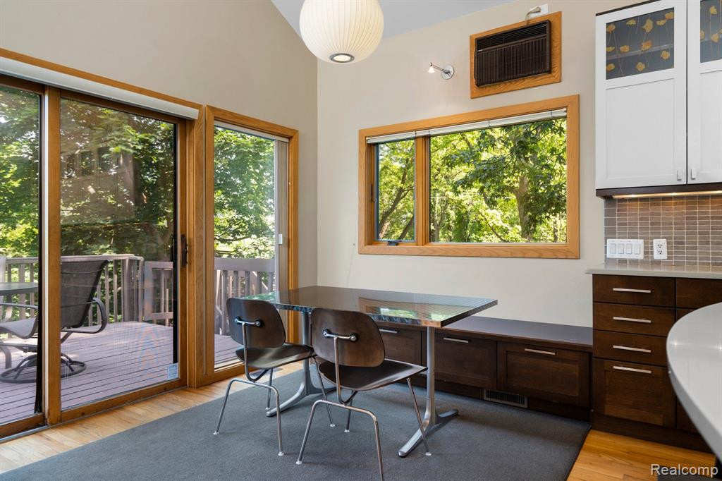 2638 SALISBURY Lane, Ann Arbor, MI 48103 — Photo 6