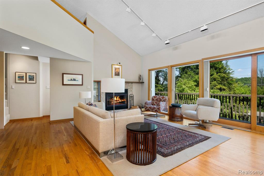 2638 SALISBURY Lane, Ann Arbor, MI 48103 — Photo 7
