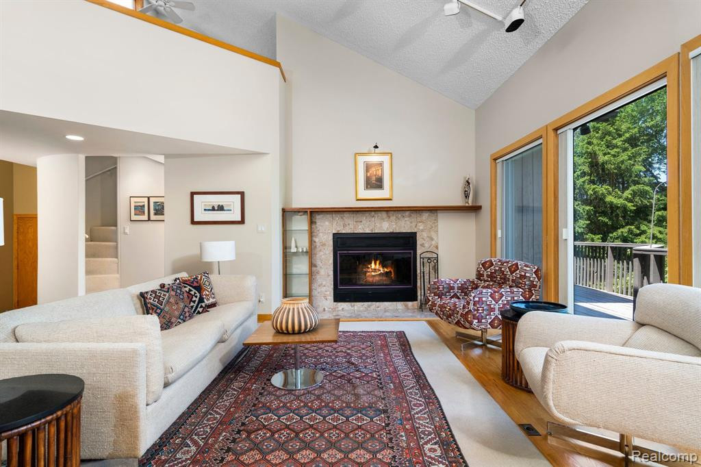 2638 SALISBURY Lane, Ann Arbor, MI 48103 — Photo 10