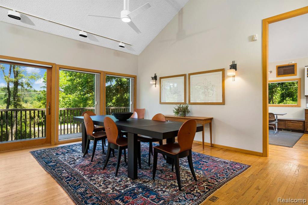 2638 SALISBURY Lane, Ann Arbor, MI 48103 — Photo 16