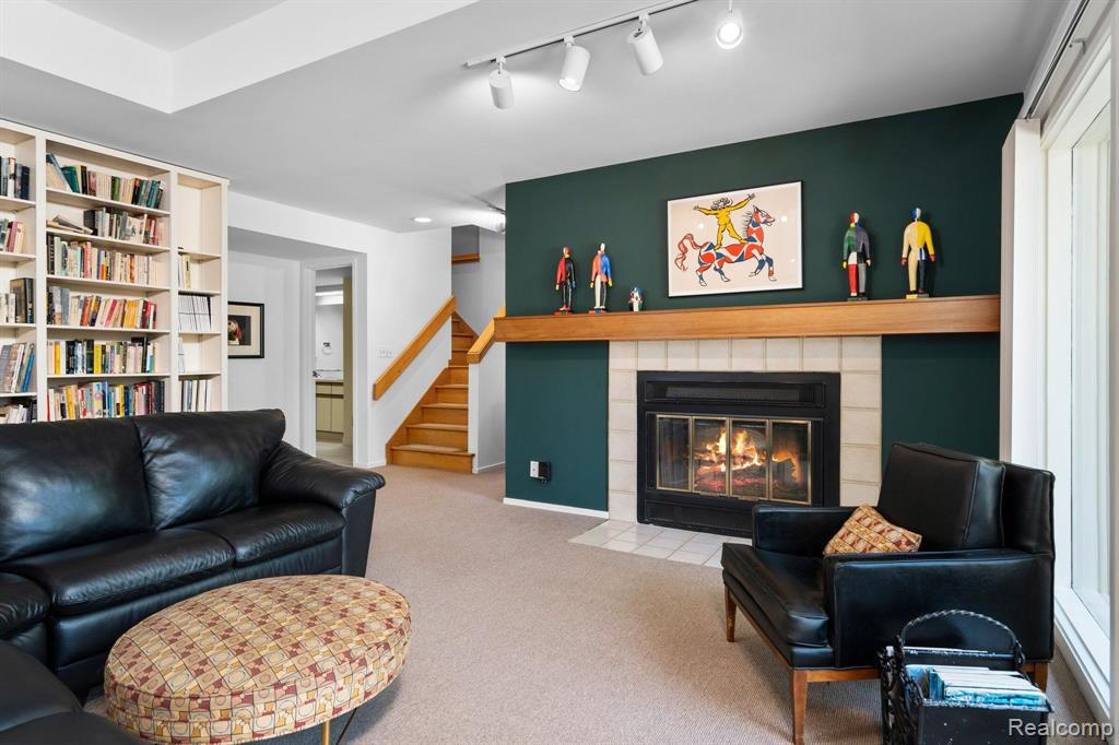 2638 SALISBURY Lane, Ann Arbor, MI 48103 — Photo 39