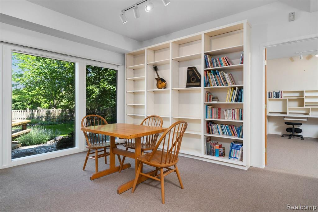 2638 SALISBURY Lane, Ann Arbor, MI 48103 — Photo 45