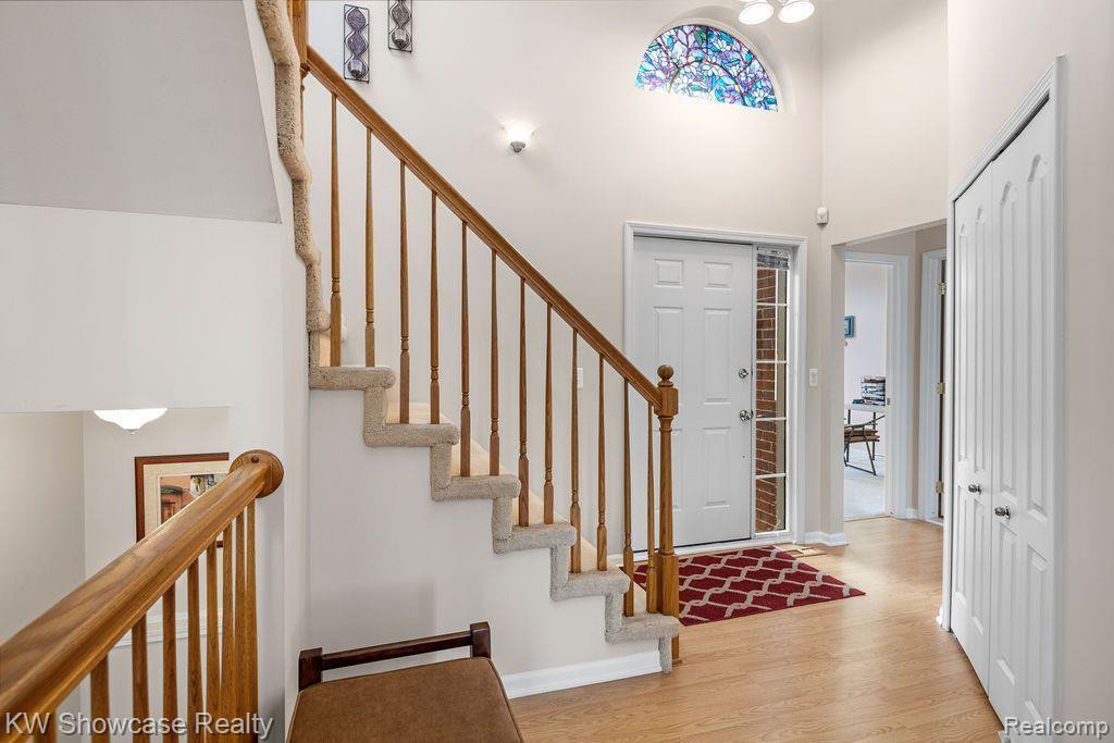 1772 PINE FOREST Drive, Commerce Twp, MI 48390 — Photo 8