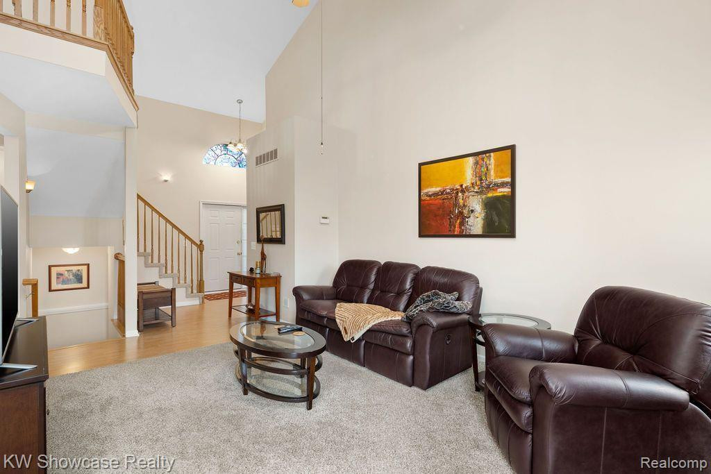 1772 PINE FOREST Drive, Commerce Twp, MI 48390 — Photo 9