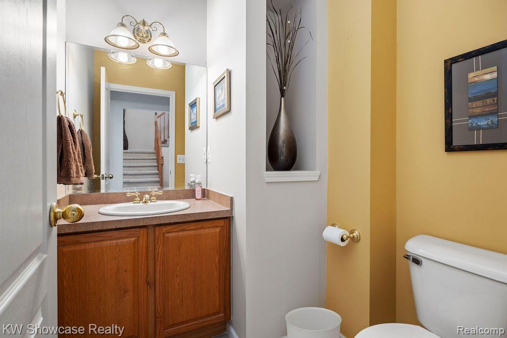 1772 PINE FOREST Drive, Commerce Twp, MI 48390 — Photo 17