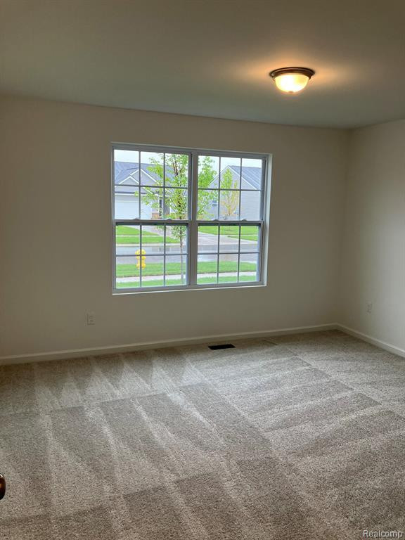 10199 SWAN LAKE Circle, Ypsilanti, MI 48197 — Photo 2