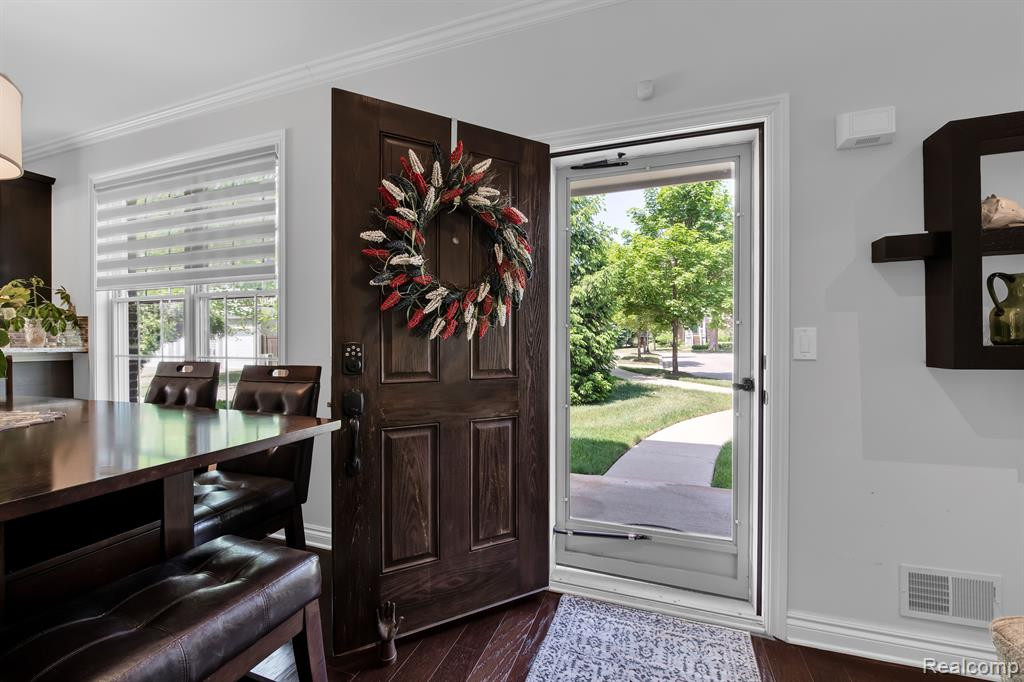 371 DAISY SQUARE Parkway, Plymouth, MI 48170 — Photo 4