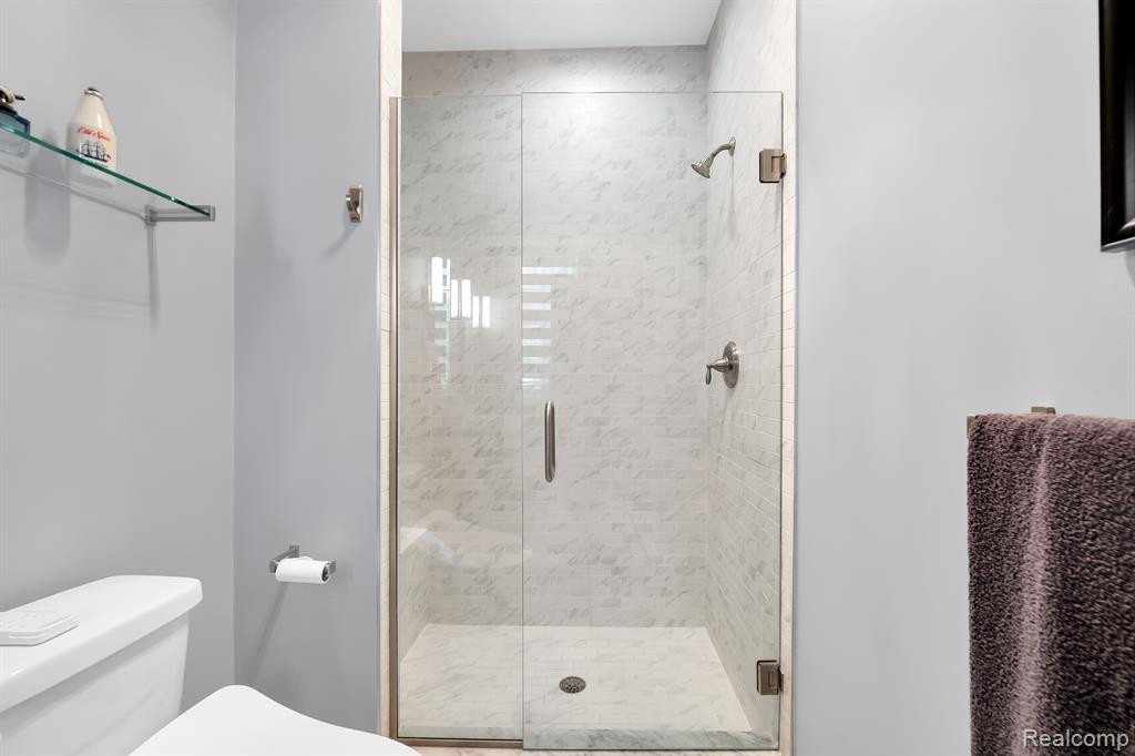 371 DAISY SQUARE Parkway, Plymouth, MI 48170 — Photo 16