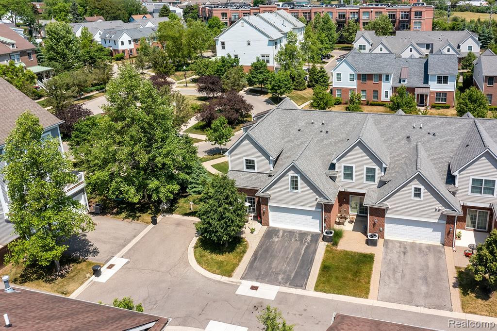 371 DAISY SQUARE Parkway, Plymouth, MI 48170 — Photo 35