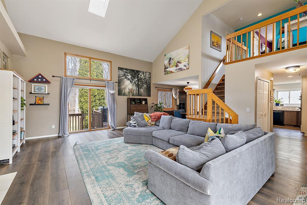 3159 POTOMAC, Ann Arbor, MI 48108 — Photo 4