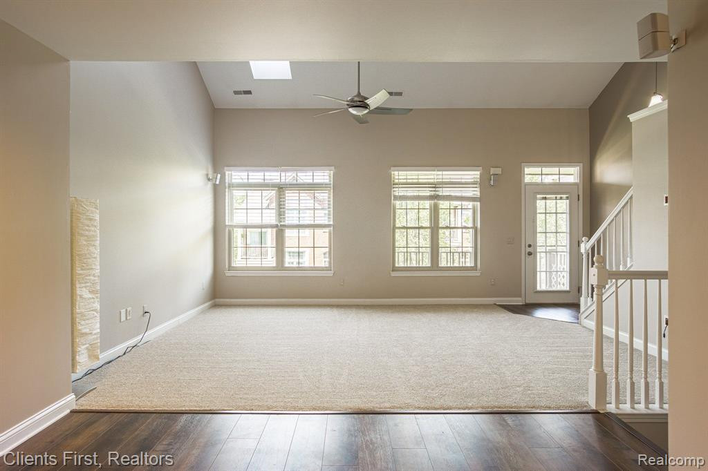 161 E BAY Drive, Walled Lake, MI 48390 — Photo 19