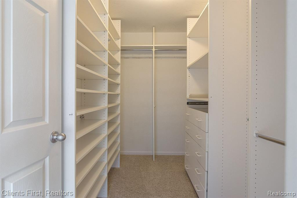 161 E BAY Drive, Walled Lake, MI 48390 — Photo 29