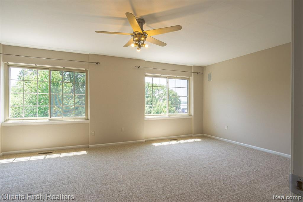 161 E BAY Drive, Walled Lake, MI 48390 — Photo 30