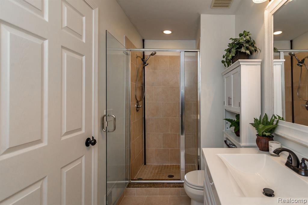 39456 SPRINGWATER Drive, Northville, MI 48168 — Photo 15