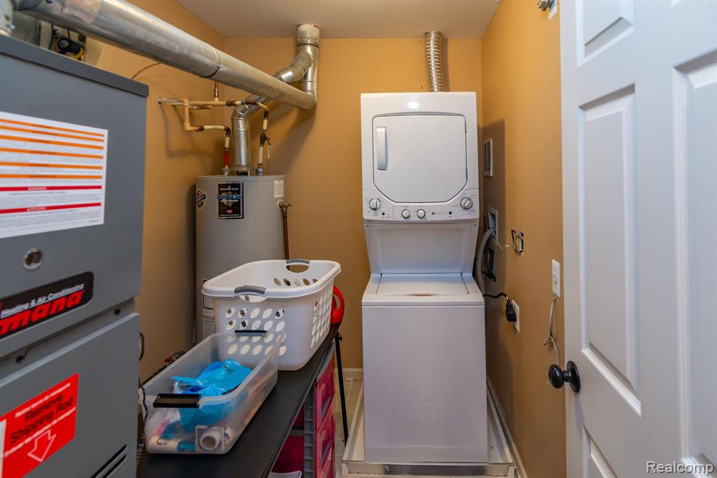 39456 SPRINGWATER Drive, Northville, MI 48168 — Photo 17