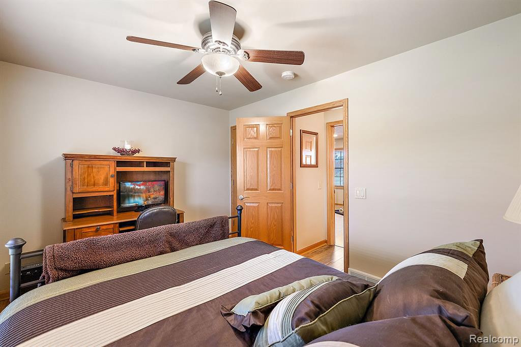 4240 SHAMROCK, Emmett, MI 48022 — Photo 27