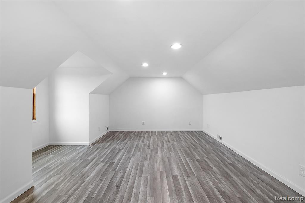 4240 SHAMROCK, Emmett, MI 48022 — Photo 33