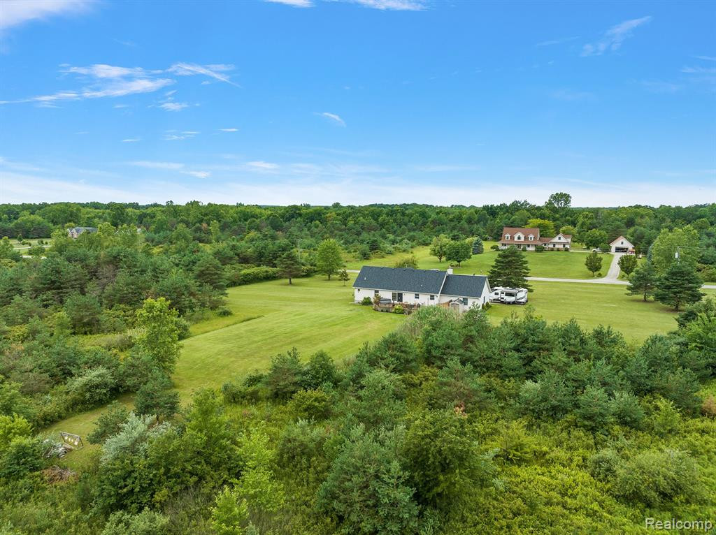 4240 SHAMROCK, Emmett, MI 48022 — Photo 46