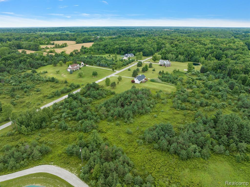 4240 SHAMROCK, Emmett, MI 48022 — Photo 50