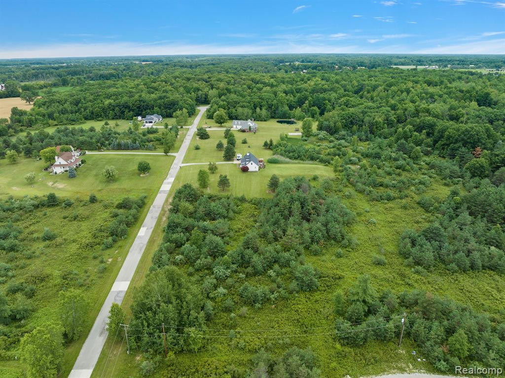 4240 SHAMROCK, Emmett, MI 48022 — Photo 51