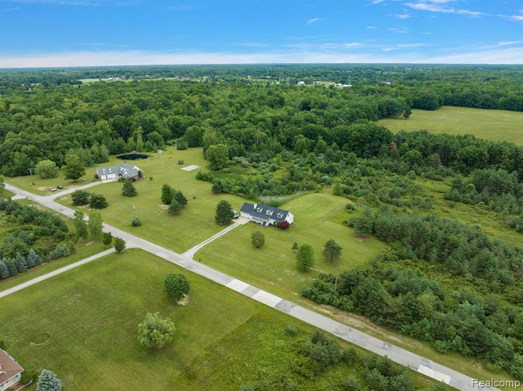 4240 SHAMROCK, Emmett, MI 48022 — Photo 53