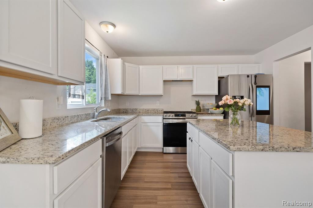 37481 S DIANNE Lane, New Boston, MI 48164 — Photo 14