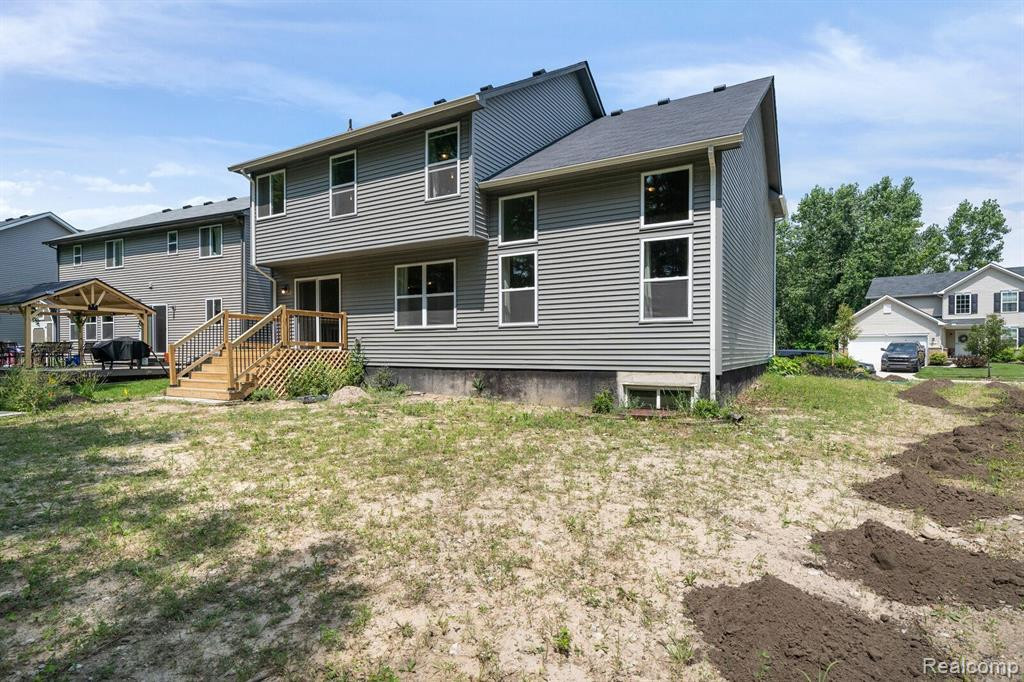37481 S DIANNE Lane, New Boston, MI 48164 — Photo 34