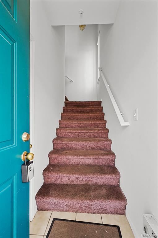 29643 Nottingham Circle, Livonia, MI 48152 — Photo 16