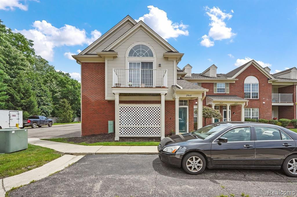 29643 Nottingham Circle, Livonia, MI 48152 — Photo 17