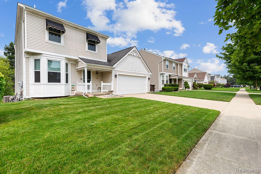 344 Oxford Court, Belleville, MI 48111 — Photo 2