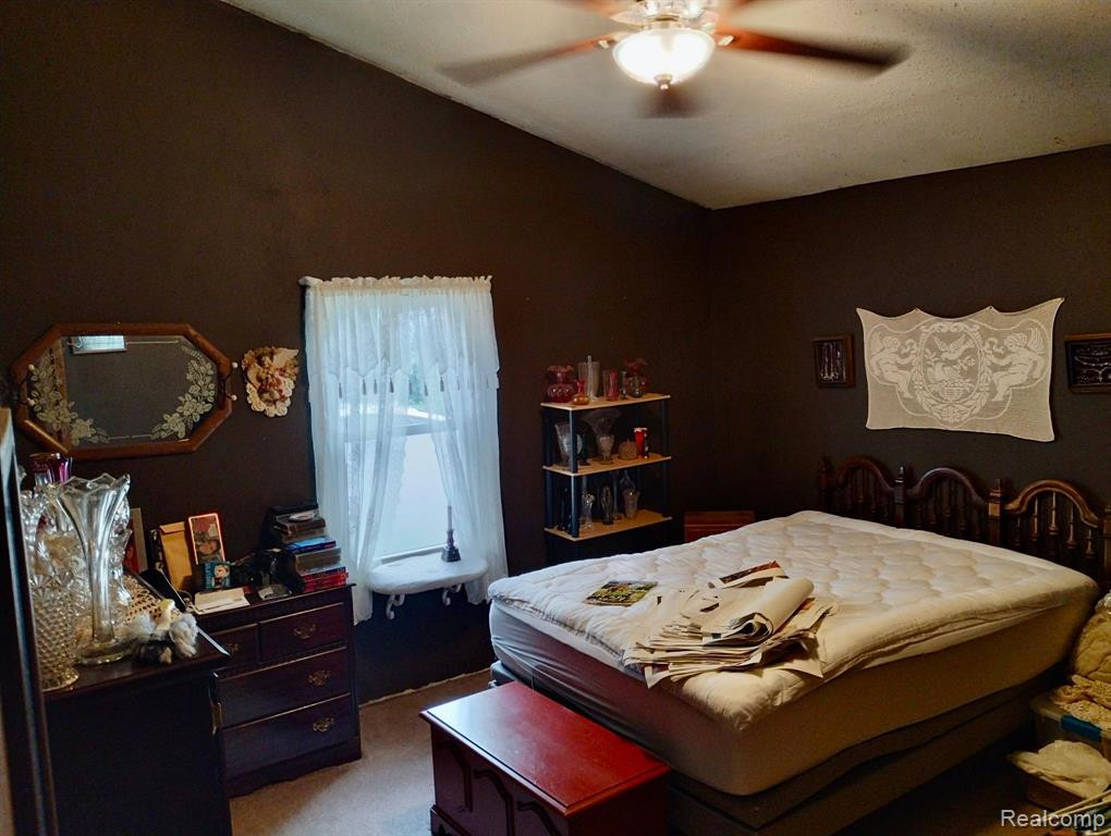 6123 Lapeer Road, Burton, MI 48509 — Photo 17