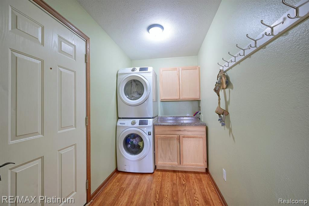 321 HAMILTON Street, Byron, MI 48418 — Photo 16