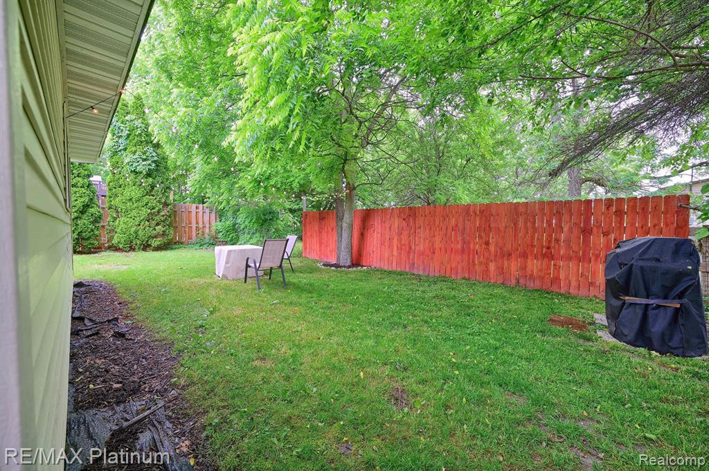 321 HAMILTON Street, Byron, MI 48418 — Photo 34