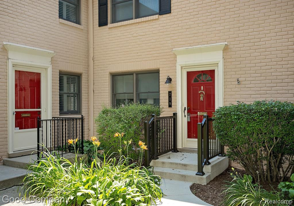 719 N Eton Street, Birmingham, MI 48009 — front exterior