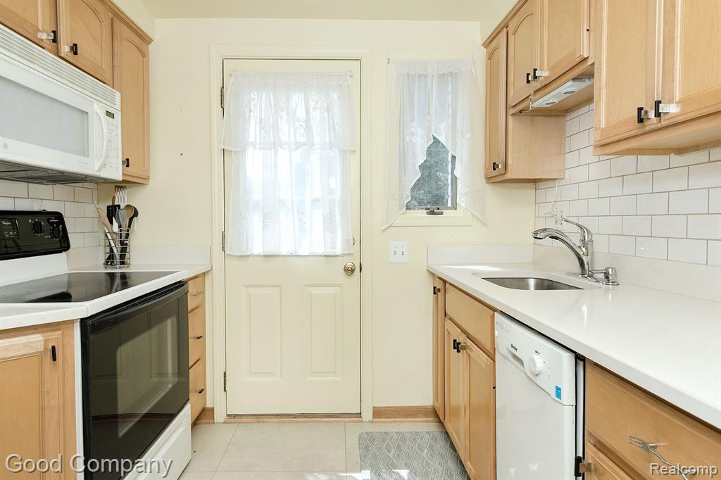 719 N Eton Street, Birmingham, MI 48009 — Photo 2