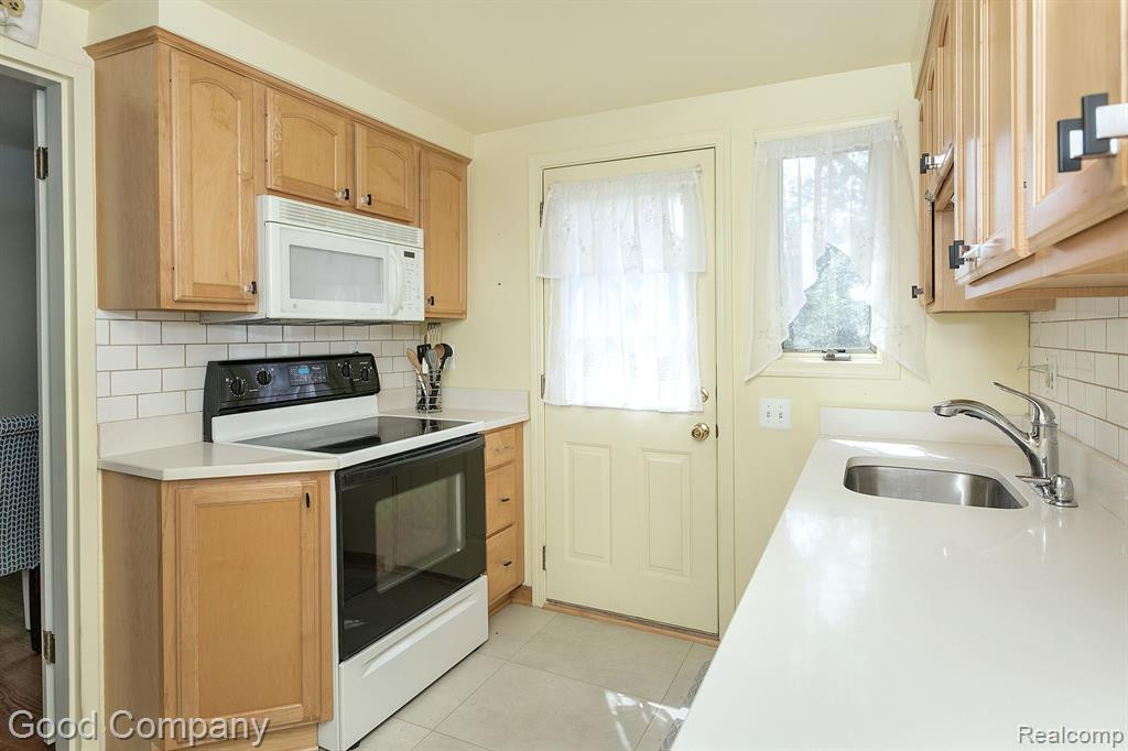 719 N Eton Street, Birmingham, MI 48009 — Photo 8