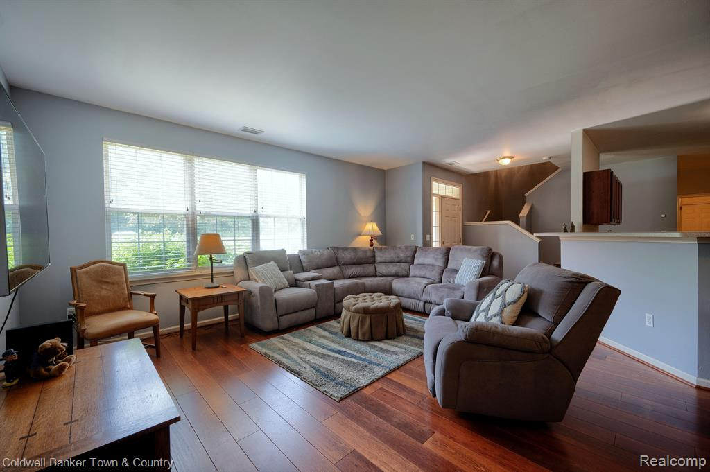 4236 HAMPTON RIDGE Boulevard, Howell, MI 48843 — Photo 5